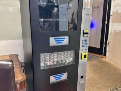 Combo vending machine with credit card reader